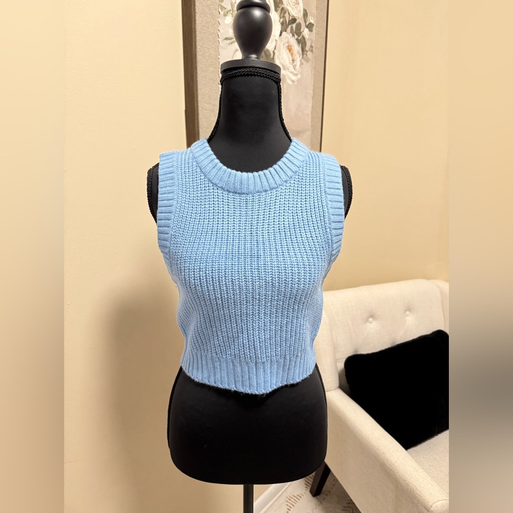 Blue Sleeveless Knit Top